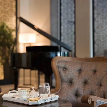Lazzoni Istanbul