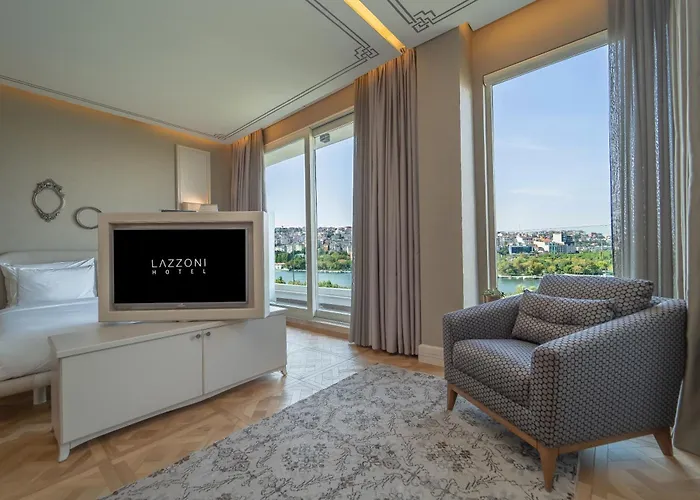 Lazzoni Отель 5*