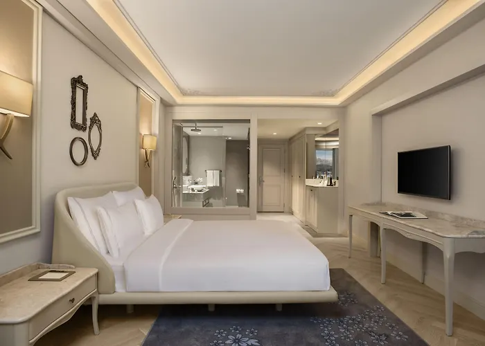 Lazzoni Отель 5*