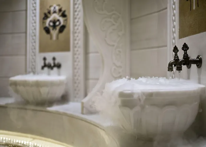 Отель Lazzoni 5*