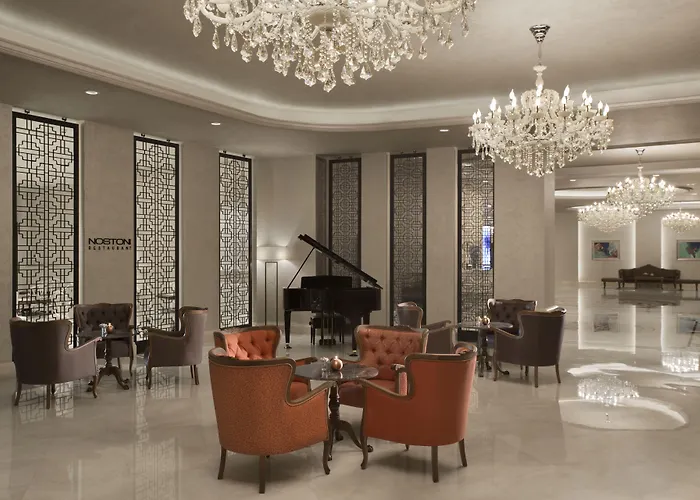 Отель Lazzoni 5*