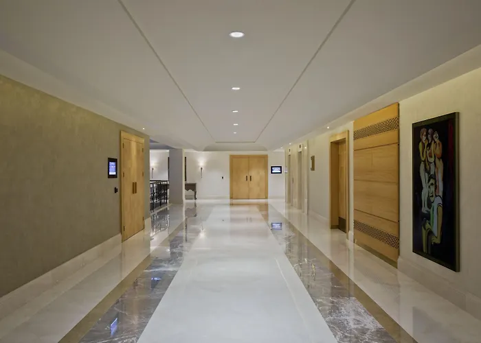 Lazzoni Отель 5*