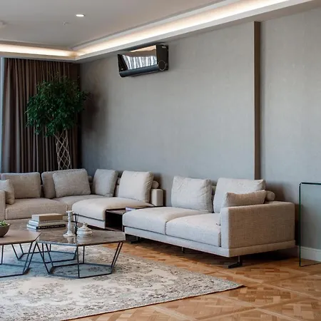 Lazzoni Istanbul