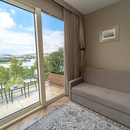 Lazzoni 5*