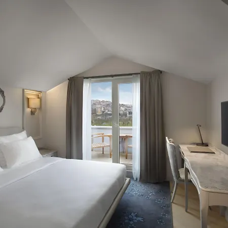 Lazzoni Hotell