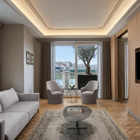Lazzoni Istanbul