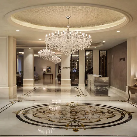 Отель Lazzoni 5*
