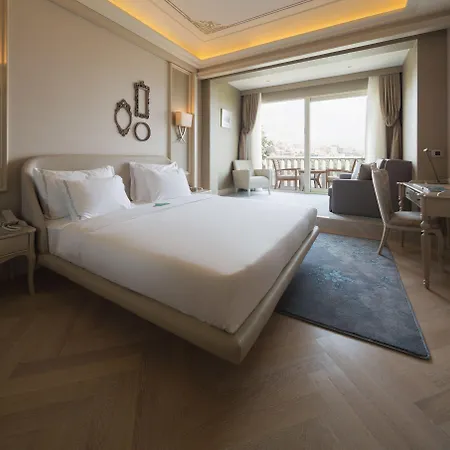Lazzoni Hotel